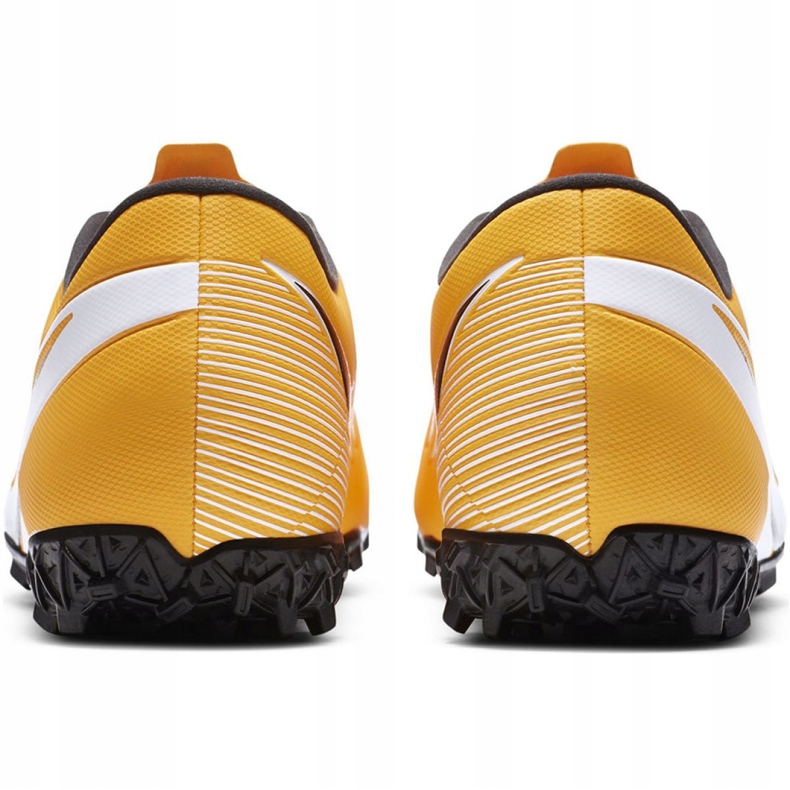 Nike Mercurial Vapor 13 Academy Tf M AT7996 801 jalkapallokengät appelsiinit ja punaiset 4