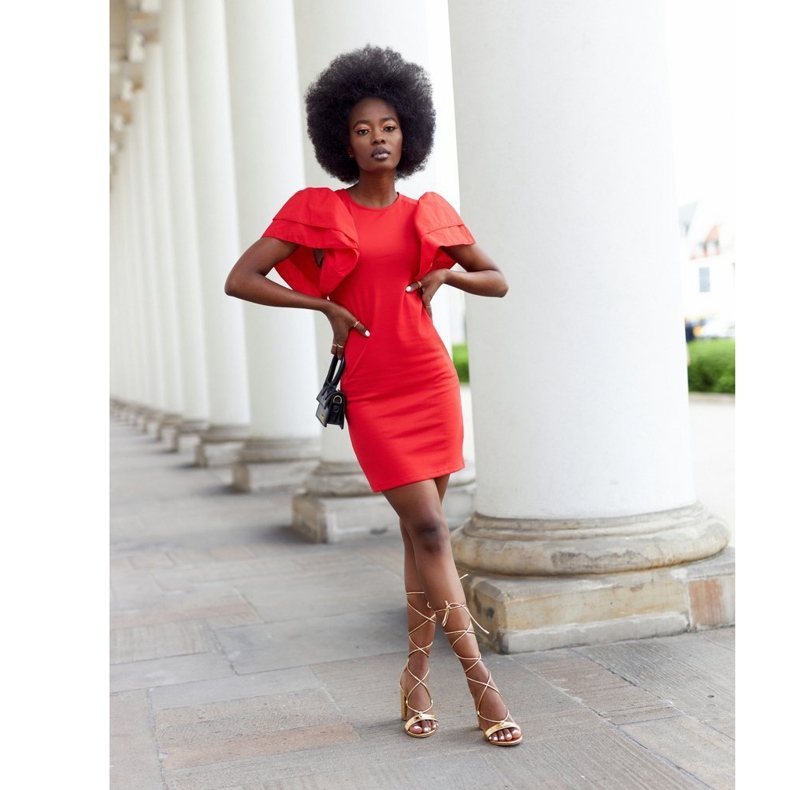 PS1 Sidotut sandaalit kultaisella Catwalk -baarilla kultainen 2