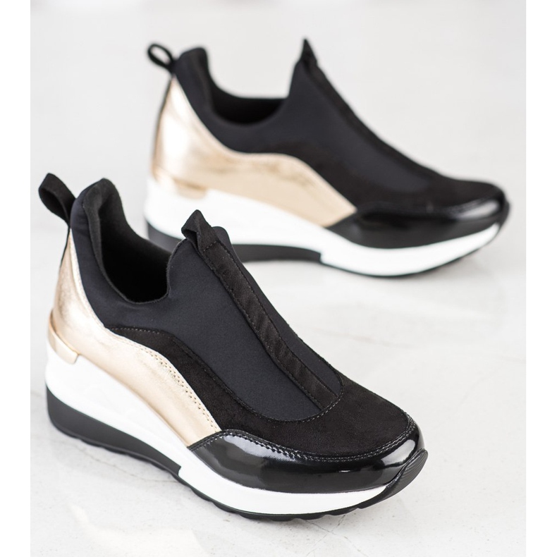 Evento Wedge Slip-On lenkkarit musta kultainen 1
