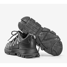 Mustat lenkkarit heijastavilla Filua -lisäosilla 1