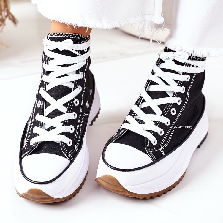 FJ1 Korkeat lenkkarit Electric Love Black -alustalla valkoinen musta 1