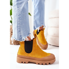 Mulanka Keltaisen alustan mokkatyöntekijät tulevat kanssani keltainen 1