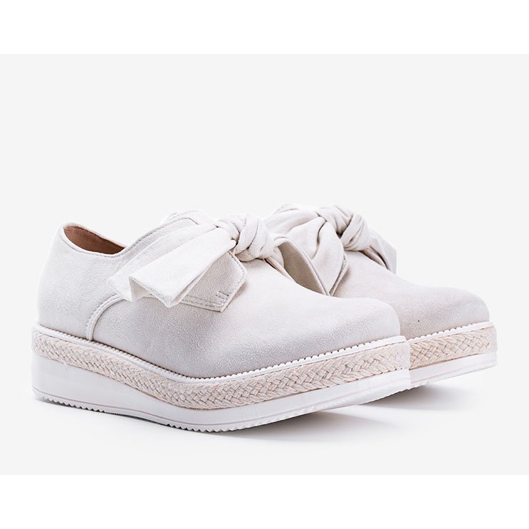 Beige kengät paksulla Sindri -pohjalla 1