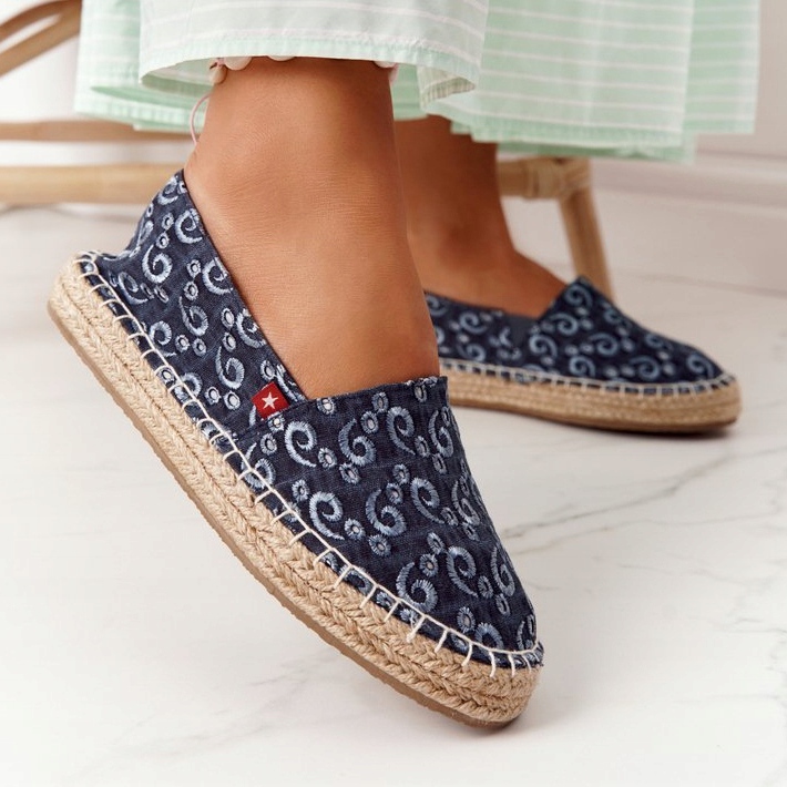 Espadrillot punotulla alustalla Big Star AA274628 Navy Blue tummansininen 1