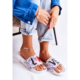 Naisten tossut Big Star Love White DD274A256 valkoinen 1