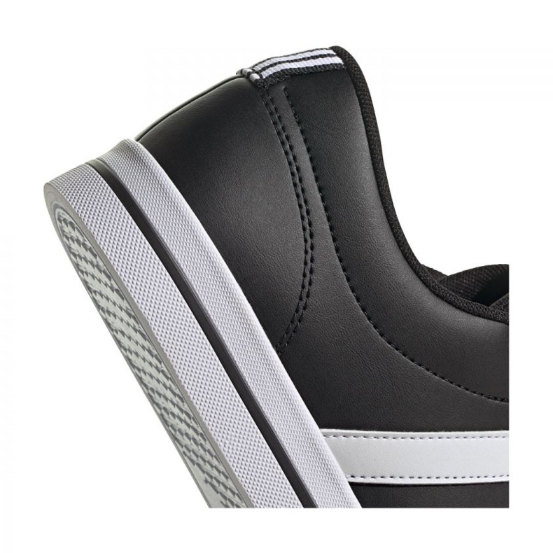 Kengät adidas Retrovulc M H02210 musta 2