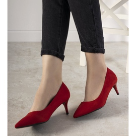 Ferrin punaiset pumput matalalla kantapäällä punainen 1