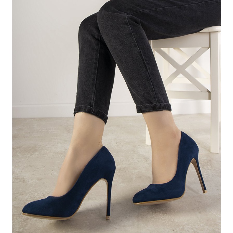 Tummansiniset pumput Dermeno -kantapäässä sininen 1