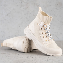 Goodin Alkuperäiset Slip-On kengät beige 1