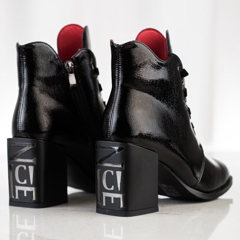 Filippo Lakatut saappaat postissa musta 1