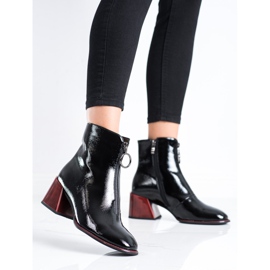 Filippo Tyylikkäät saappaat vetoketjulla musta 2