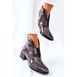 Nahkaiset lämpimät saappaat korkokengillä Maciejka 04777-13 Harmaa monivärinen 2