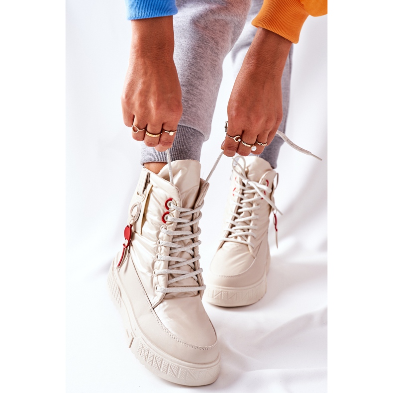 PB1 Naisten beige Cascia -siepparit 1