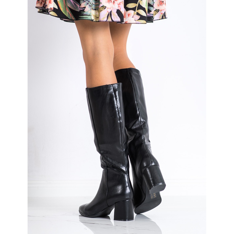 M.Daszyński Lämpimät saappaat Spitzissä musta 2