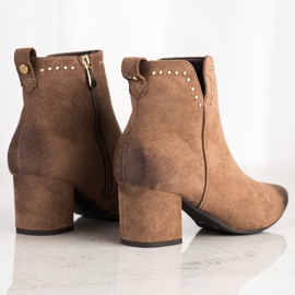 Saappaat matalalla postilla VINCEZA ruskea 1