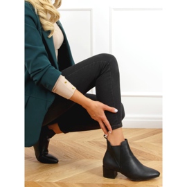 Mustat Chelsea-saappaat, mustat G-248 musta 2