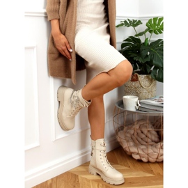 Työntekijät ketjuilla RQ381 Beige 1