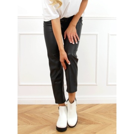 Valkoiset 9B1053 Valkoiset paksupohjaiset saappaat valkoinen 2