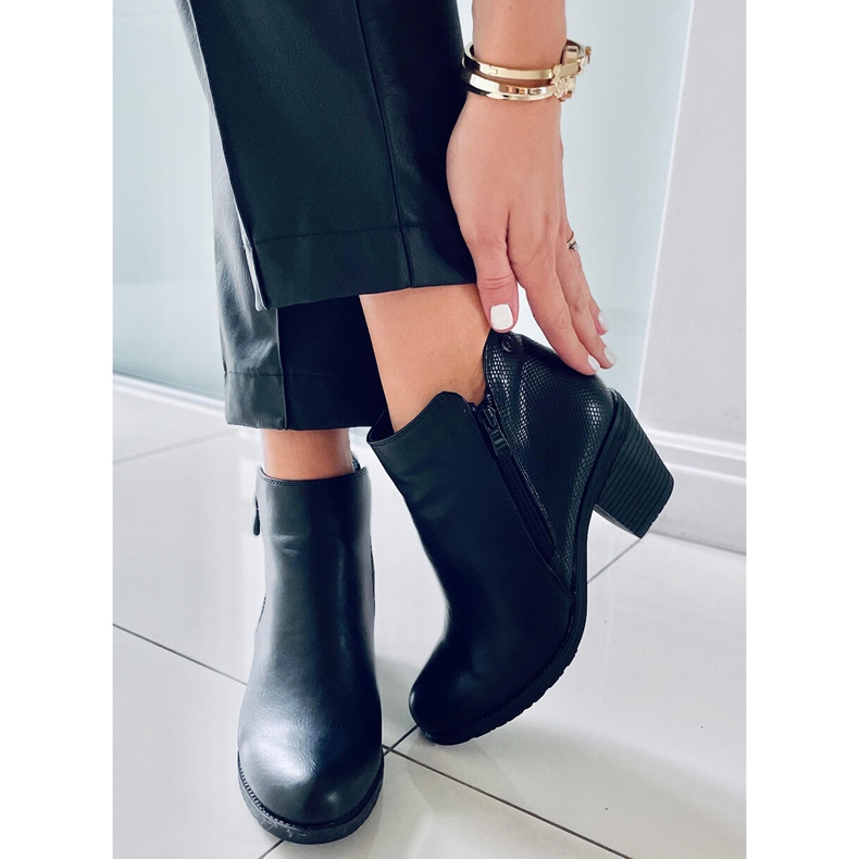 Mustat korkokengät 9B1037 Musta 1