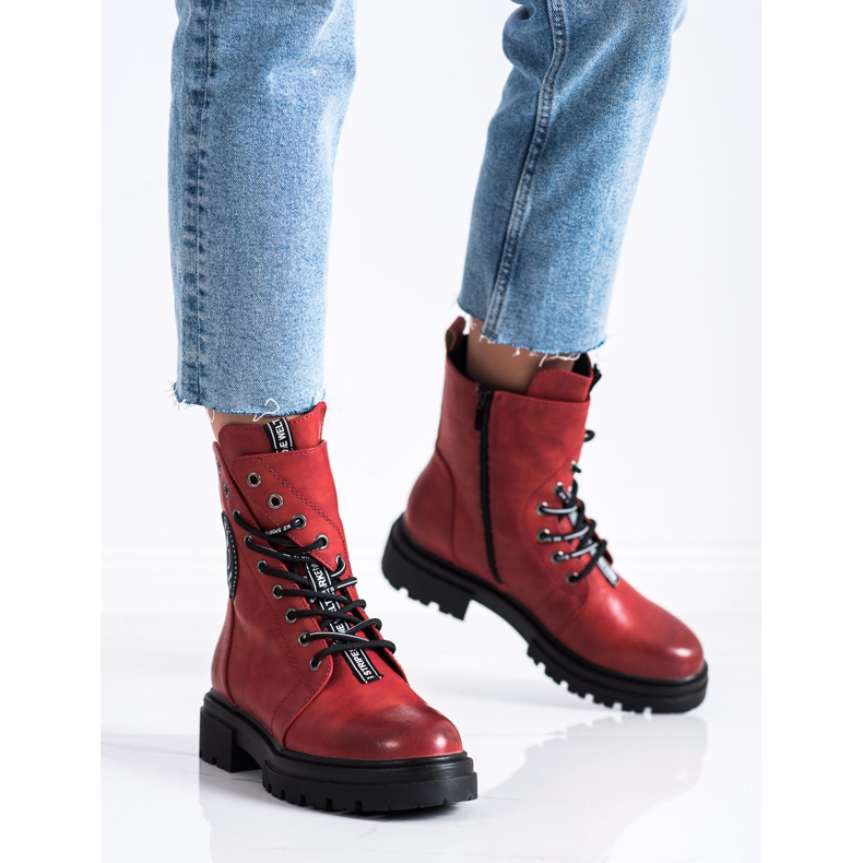 Evento Punaiset työntekijät sovelluksella punainen 2