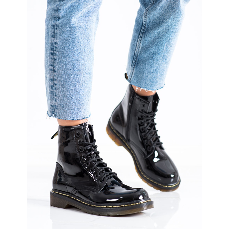 Queentina Muodikkaat lakatut vaelluskengät musta 2