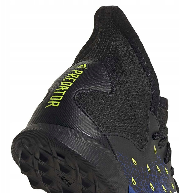 Adidas Predator Freak.3 Tf Jr FY0624 jalkapallokengät sininen 6