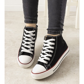 Mustat Mediana -nilkkurit 1