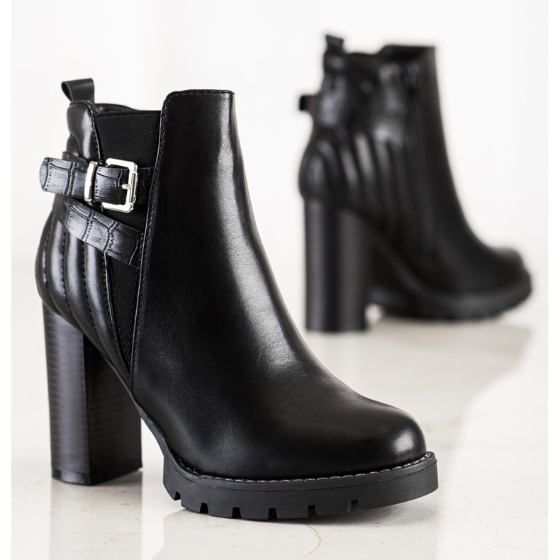 Erynn Korkeakorkoiset saappaat musta 1