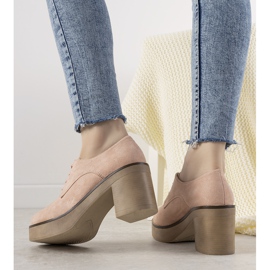 Vaaleanpunaiset nilkkurit Cortona-postissa vaaleanpunainen 1