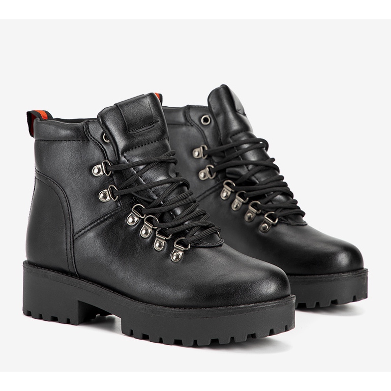 Musta klassinen naisten ansastaja Adaya 1