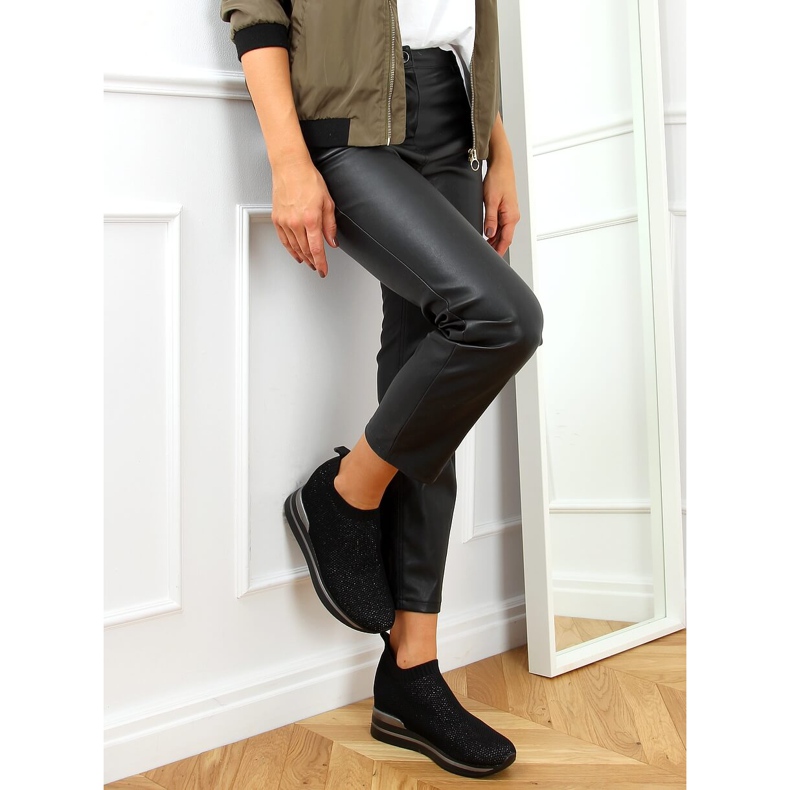 Musta RQ316 Musta kiilamaiset urheilukengät 2