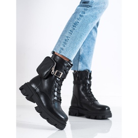 Bestelle Musta Vokrery taskulla 2