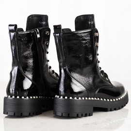 Bestelle Mustat työntekijät helmillä 1