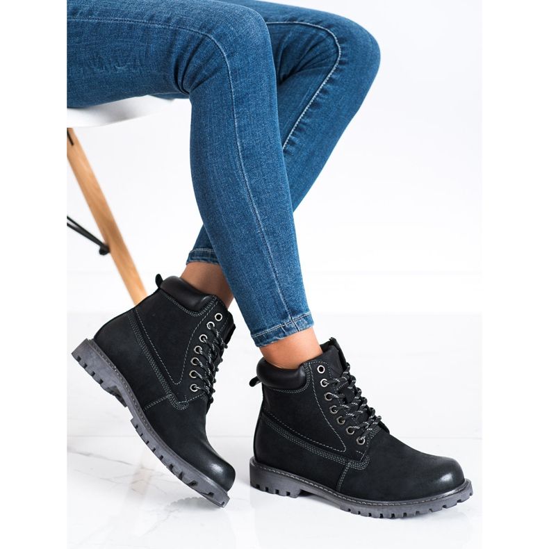 New Age Casual Trappers musta 1