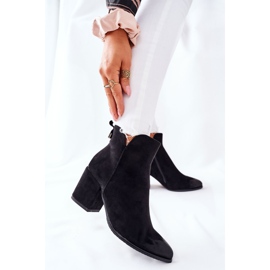 Vinceza Naisten saappaat kantapäässä Mokkanahka musta Carrick 2