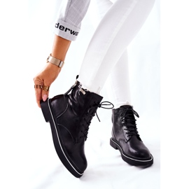 Naisten nahkakengät GOE II2N4014 musta 1