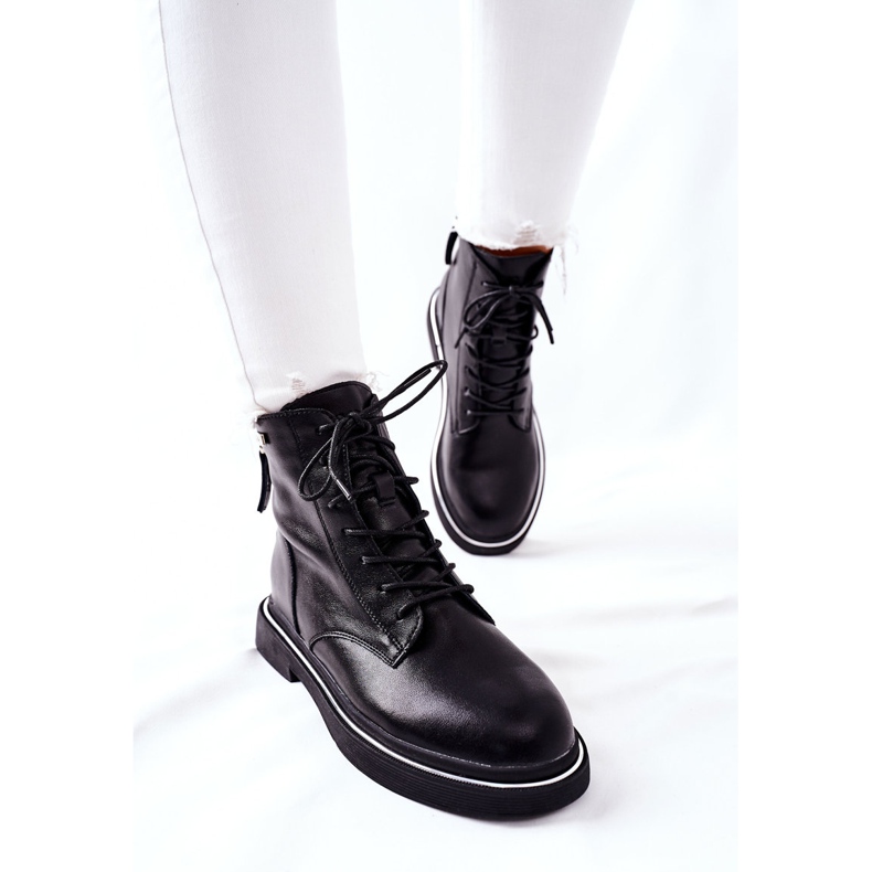 Naisten nahkakengät GOE II2N4014 musta 2