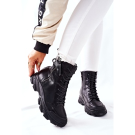 Naisten nahkakengät GOE II2N4031 musta 1