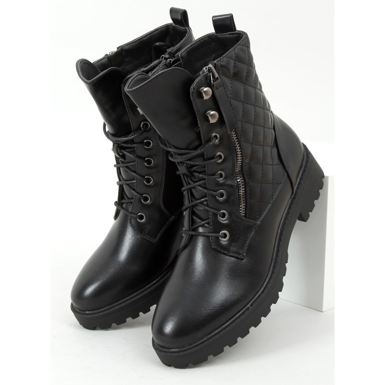 Musta tikatut työläiset XJ-65 Musta 1