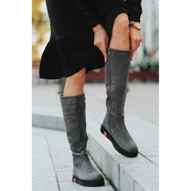 Harmaat saappaat Lea -kiilakorolla 1