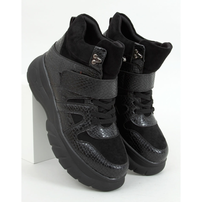 Korkeapohjaiset kengät KL-771 Musta 1