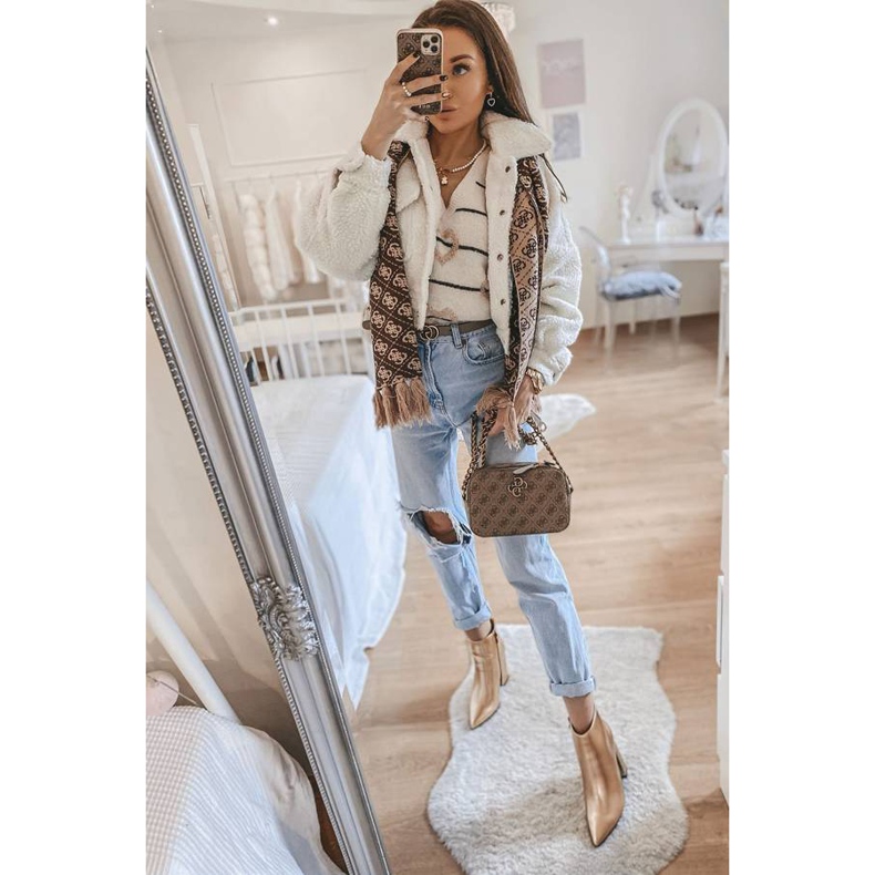 Kultaiset nilkkurit Stomp -pylväässä kultainen 1