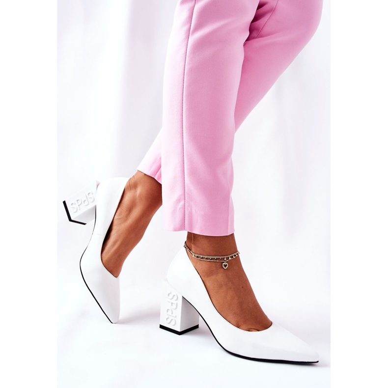 S.Barski Nahkapumput valkoisella Cherith -tangolla valkoinen 1