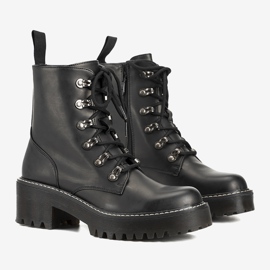 Amedeen mustat naisten kengät 1