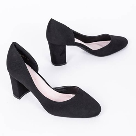 Harperry -pylvään mustat pumput 1