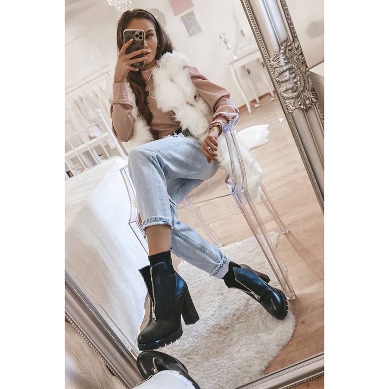 Mustat nilkkurit Rocko -vetoketjulla 1