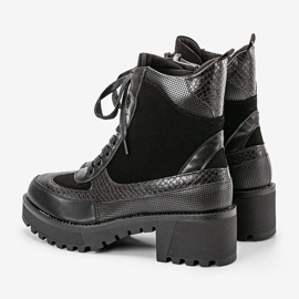 Mustat, mustat Vel -korkokengät 2