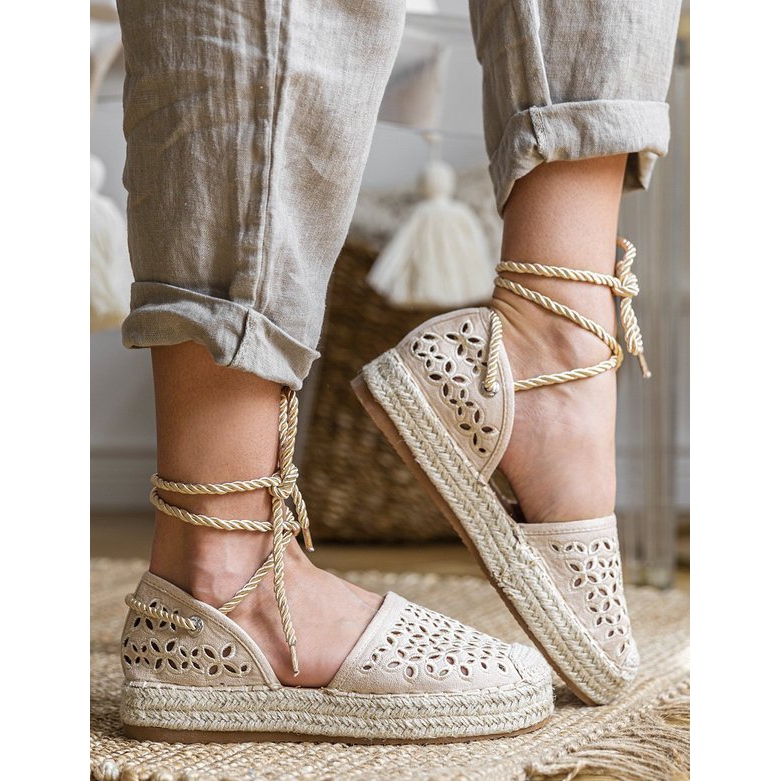 Peekaboo beige avoimet espadrillot 1