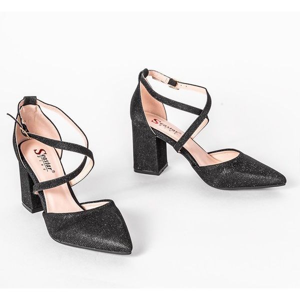 Mustat pumput Shine -pylväässä hopea 1