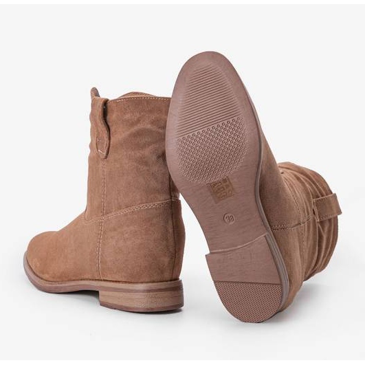 Venusi ruskeat nilkkurit 2